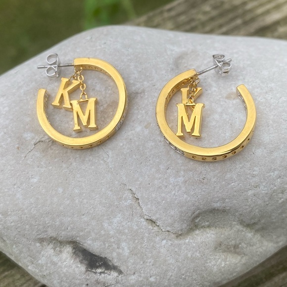 Danbury Mint Initial Hoop Earrings 14k gold plated w/ Diamonisse diamonds K & M - Picture 10 of 13